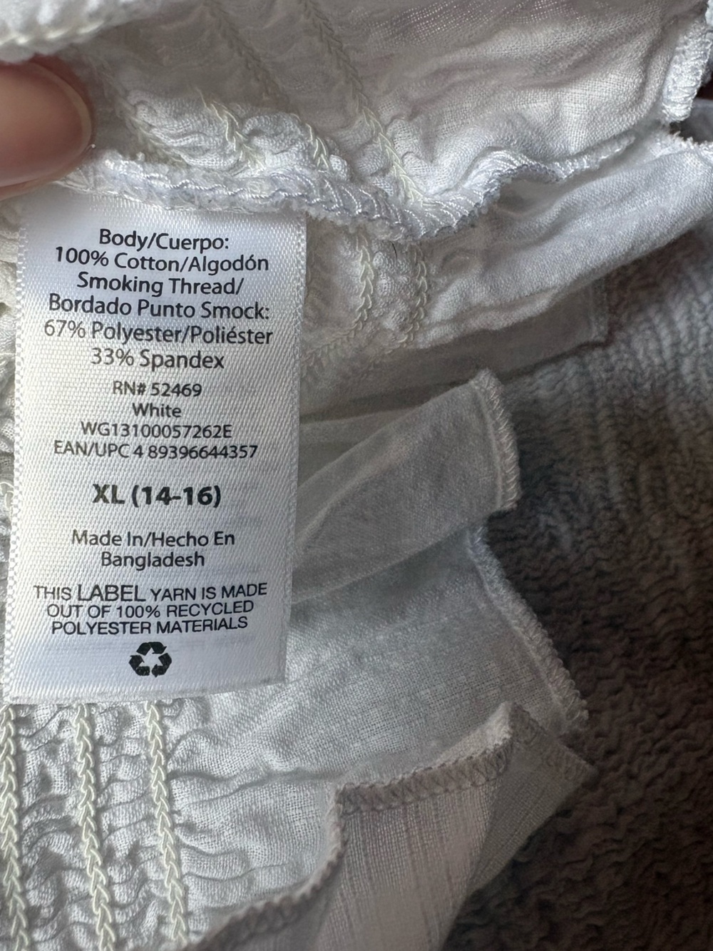 White Smocked Puff Sleeve Top- Boho- Cottage- Size XL - Picture 6 of 7